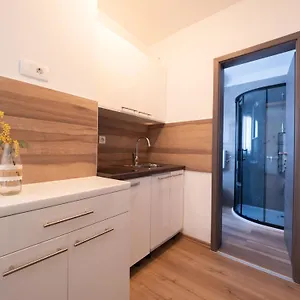 Apartament Cozy With Breakfast On Request 1, Pula